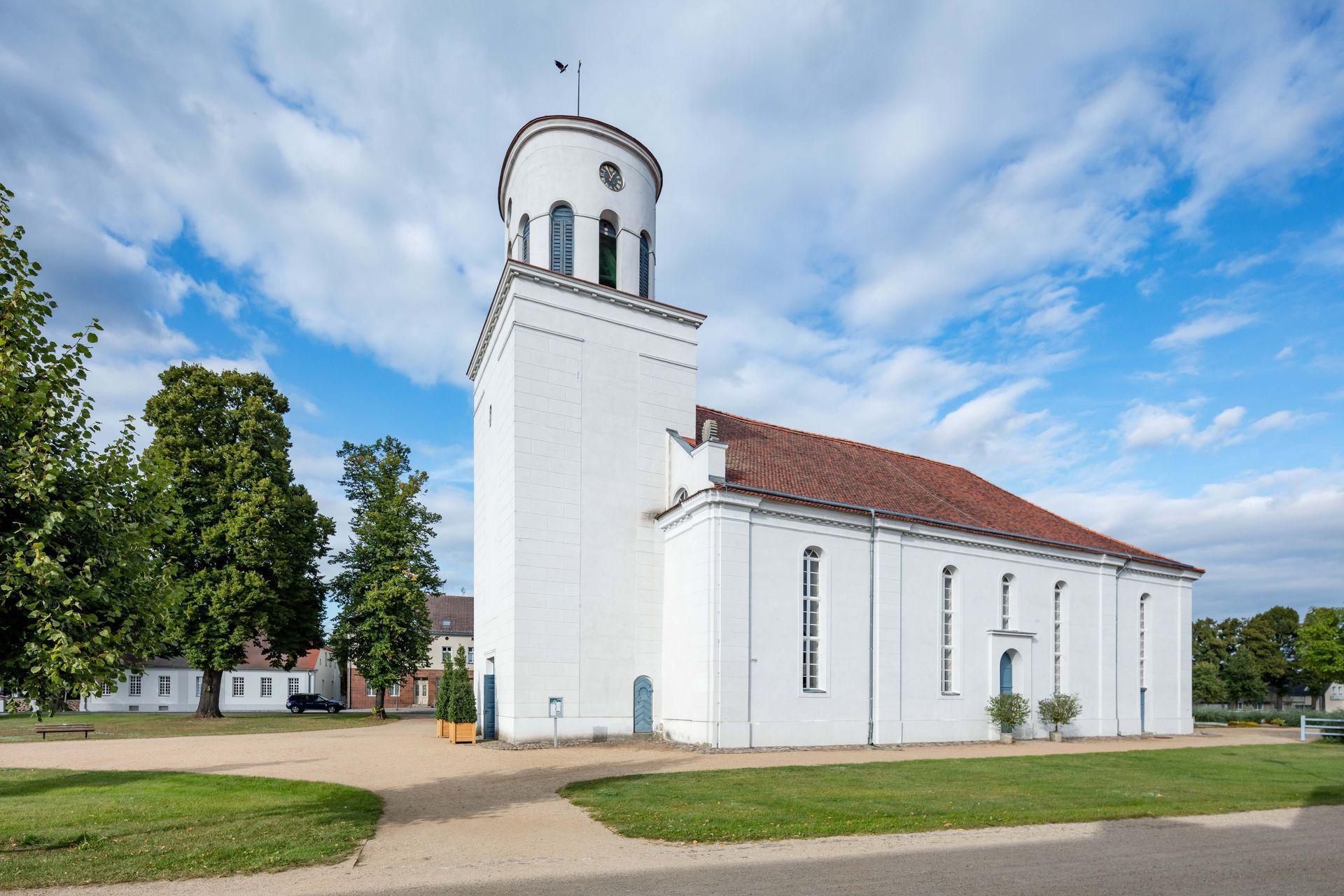 Schinkel-Kirche Neuhardenberg
