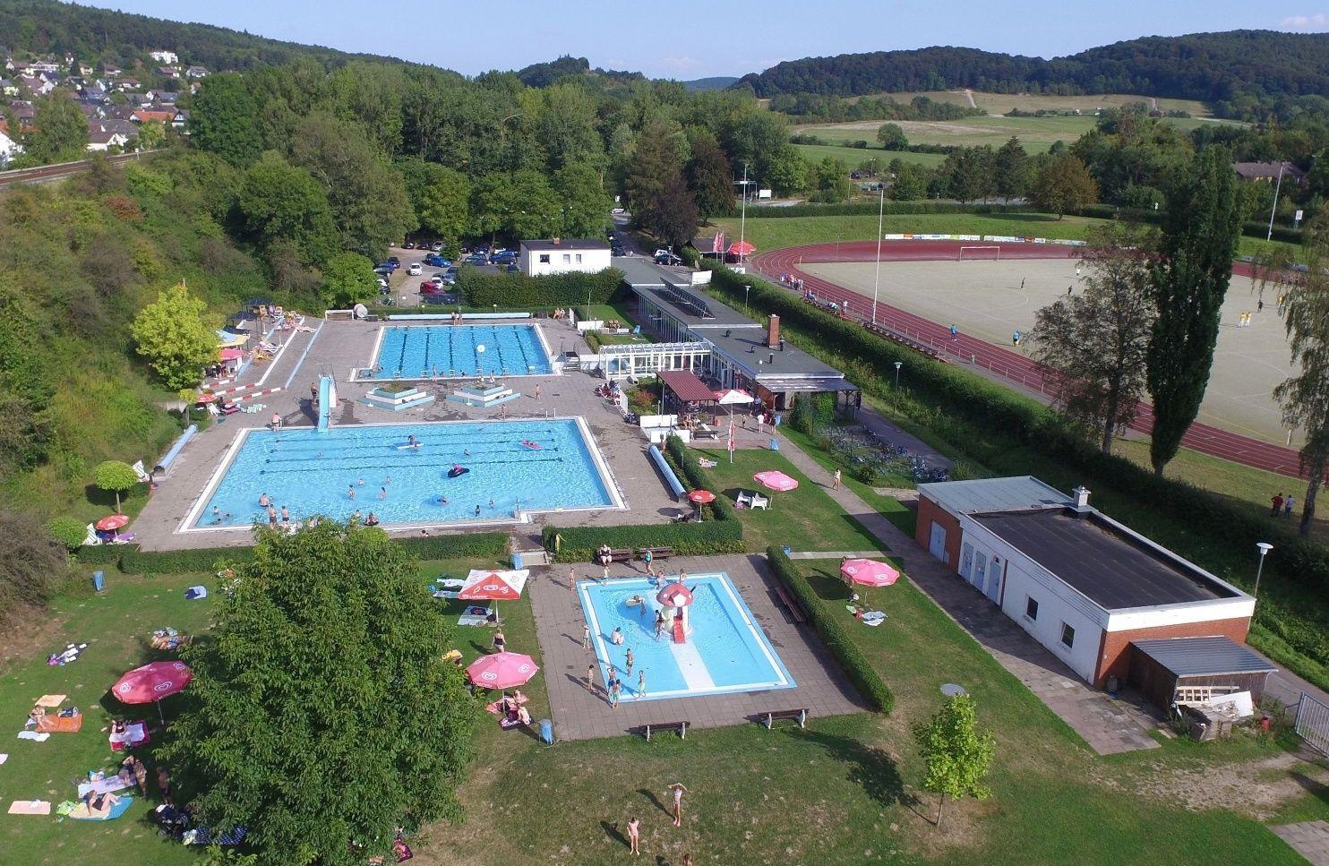 Beheiztes Freibad in Stadtoldendorf