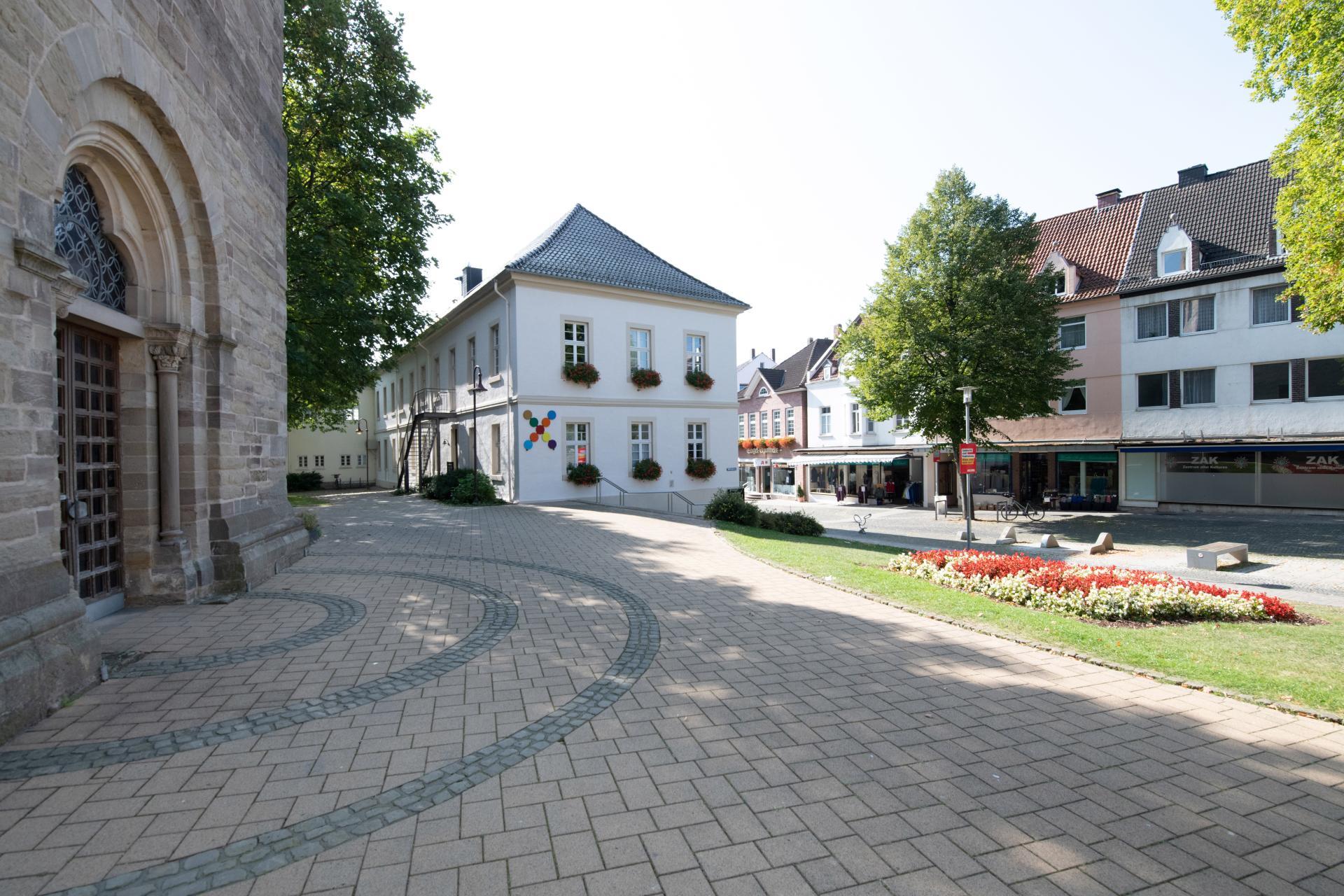 Kirchplatz und Fußgängerzone in Steinheim