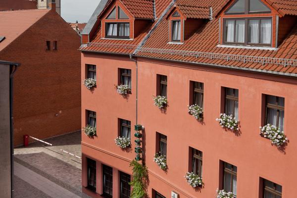 Außenansicht Hotel Am Schwanenteich