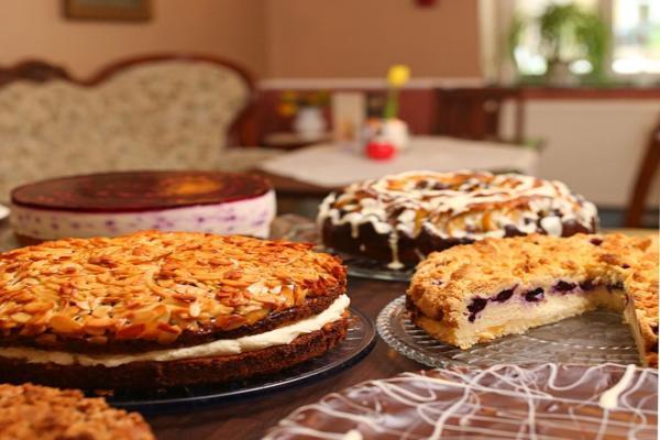 Kuchenbuffet im Café Graefehaus