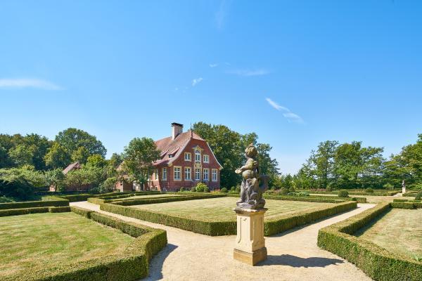 Münsterland e.V. / Philipp Fölting Kulturgeschichtliches Kleinod am R1 - Haus Rüschhaus