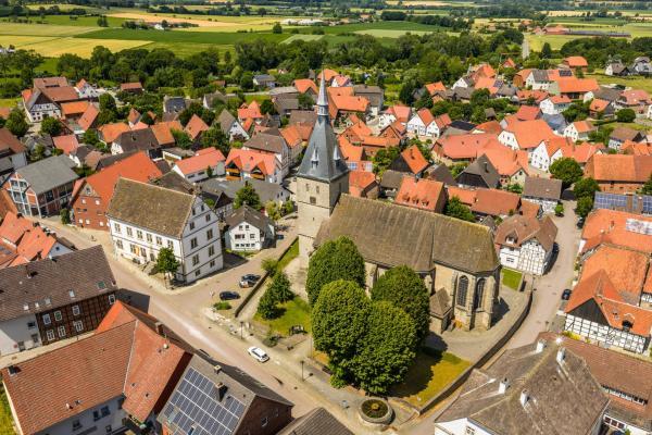 Teutoburger Wald Tourismus / Stadt Nieheim / D. Ketz (www.teutoburgerwald.de) Marktstraße Nieheim