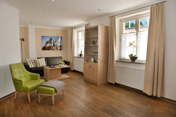 City Appartements am Wall Goslar - Wohnzimmer