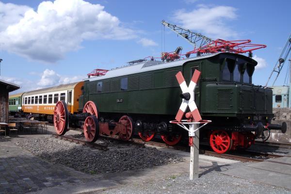 Stadt Staßurt Eisenbahnfest im Traditionsbahnbetriebswerk