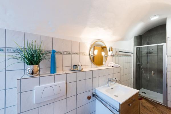 n'Rico Kreim - www.kreim.net Ferienwohnungen im Zwinger Goslar - Ferienwohnung Burgfee - Bad