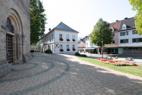 Kirchplatz und Fußgängerzone in Steinheim