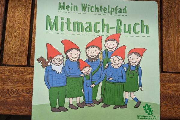 Wichtelpfad_mitmach_buch (1).jpg