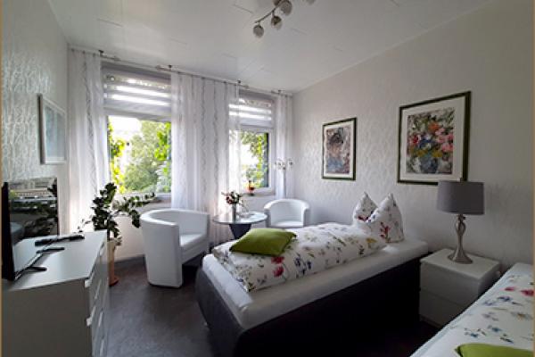 Zum Rüdesheimer Zimmer_02